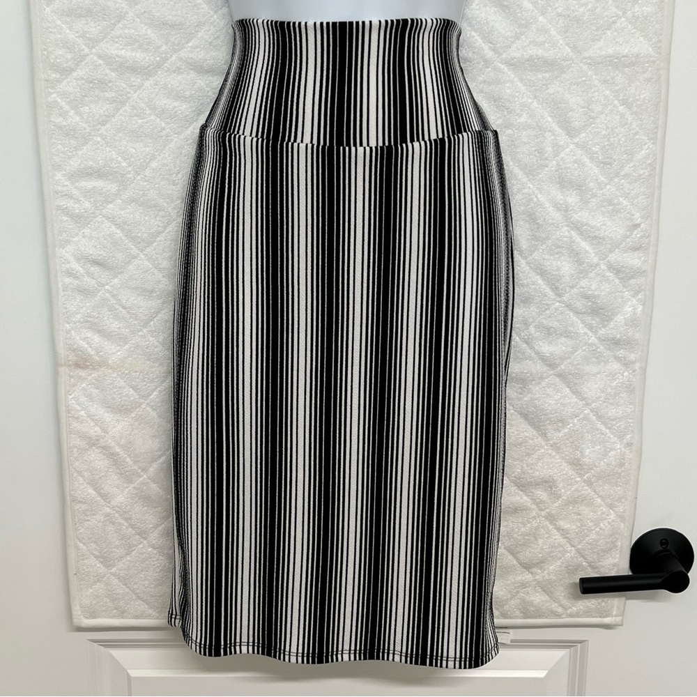 🌟NWOT Pencil Skirt